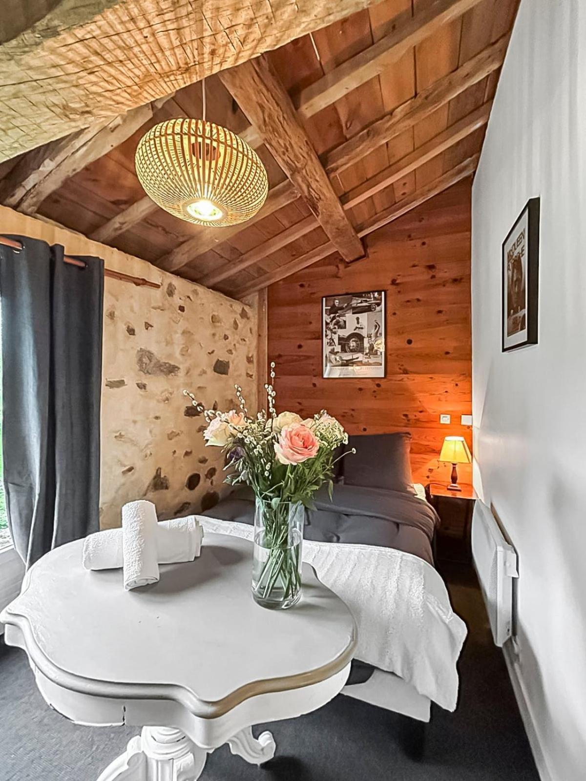 Le Clos Des Ecorcins - Terrasse - Parking Prive Saint-Amand-sur-Sevre Εξωτερικό φωτογραφία