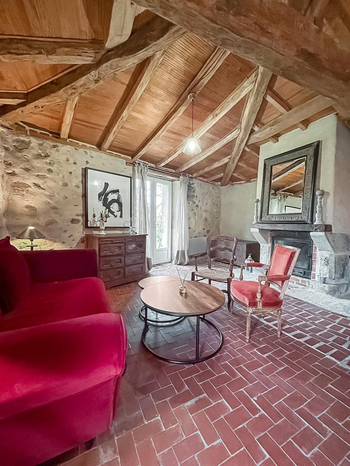 Le Clos Des Ecorcins - Terrasse - Parking Prive Saint-Amand-sur-Sevre Εξωτερικό φωτογραφία